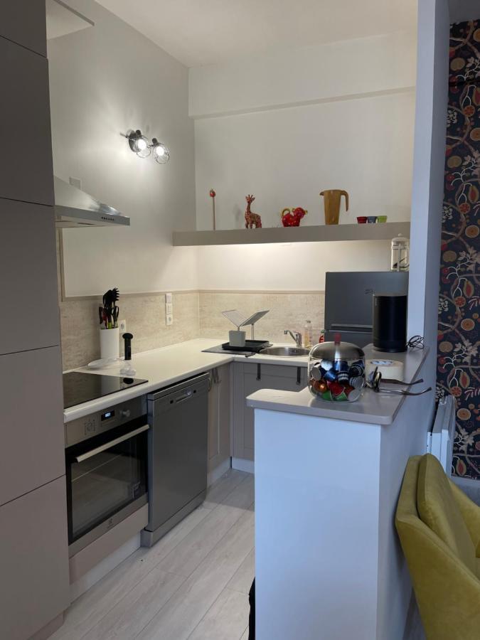 Apartment- La Rochelle Historic City Centre Екстер'єр фото